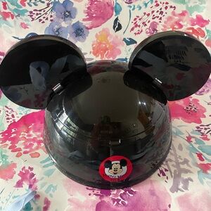 Disney Mickey Mouse musketeers hat bowl